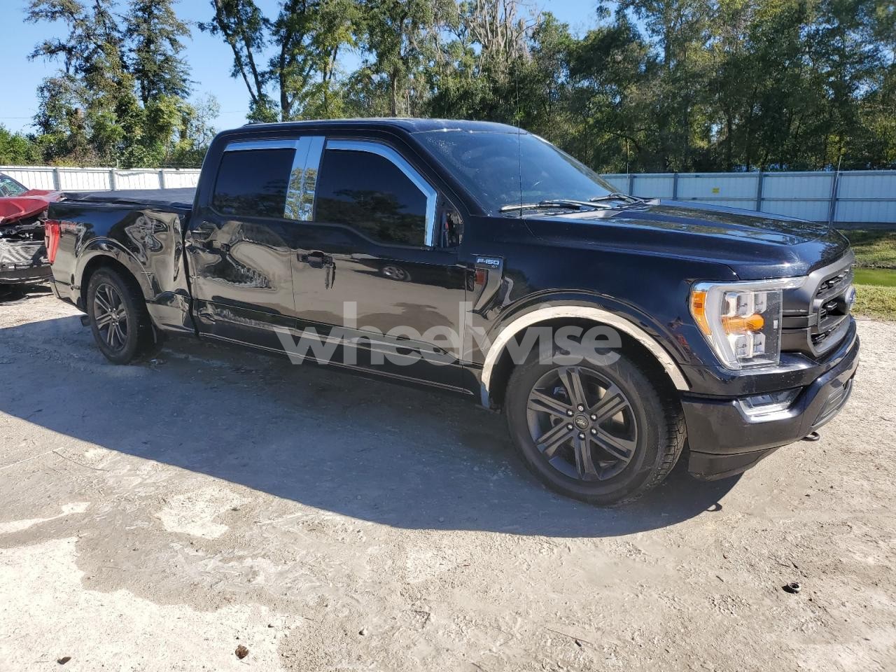 Photo 4 of 2021 FORD F150 SUPERCREW (VIN 1FTFW1E82MKD28088)