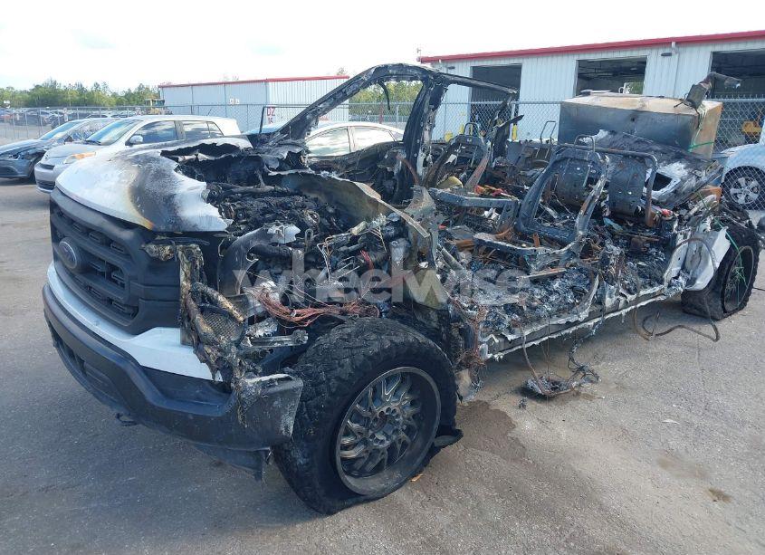 Photo 2 of 2021 Ford F-150 XL (VIN 1FTFW1E82MKE34492)