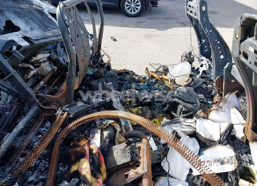 Photo 8 of 2021 Ford F-150 XL (VIN 1FTFW1E82MKE34492)