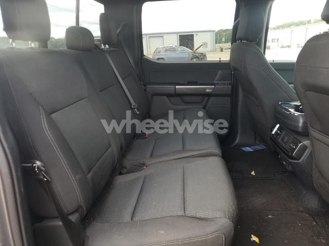 Photo 4 of 2022 FORD F150 SUPERCREW (VIN 1FTFW1E82NFA53266)