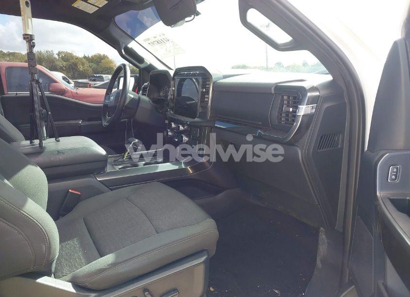 Photo 5 of 2023 Ford F-150 XLT (VIN 1FTFW1E82PKE17003)