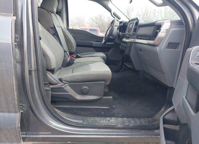 Photo 5 of 2023 Ford F-150 XLT (VIN 1FTFW1E82PKF00852)