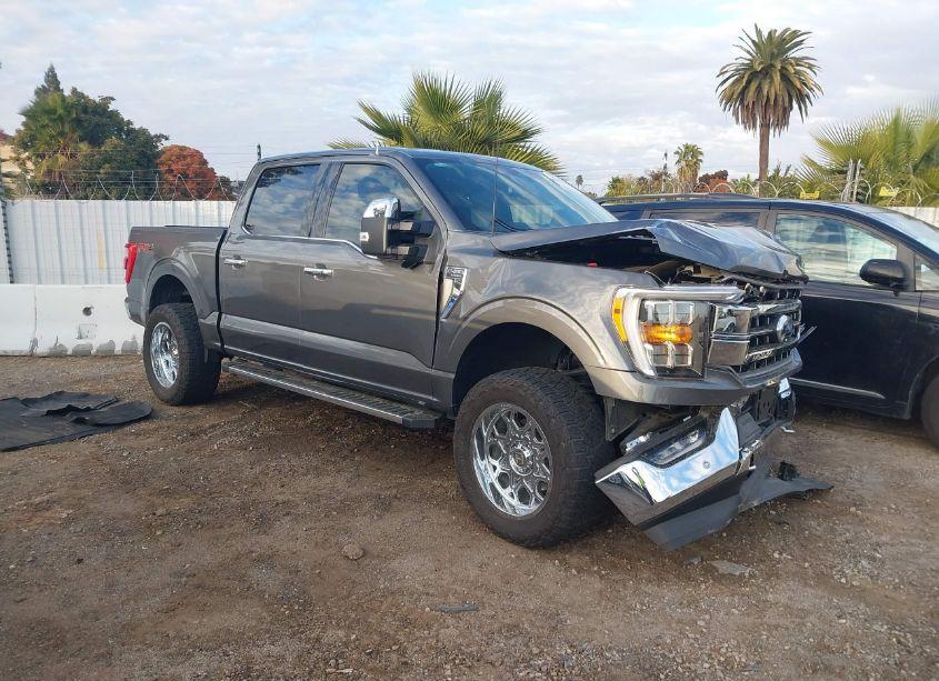 2023 Ford F-150 LARIAT (VIN 1FTFW1E82PKF26559) main photo