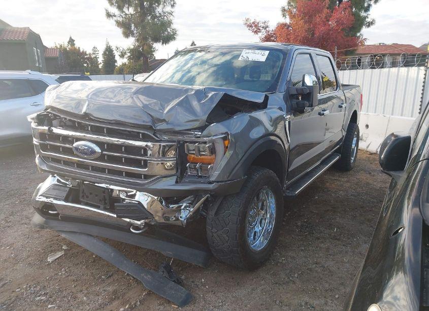 Photo 2 of 2023 Ford F-150 LARIAT (VIN 1FTFW1E82PKF26559)