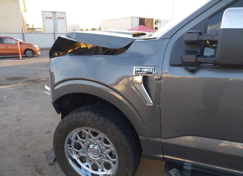 Photo 21 of 2023 Ford F-150 LARIAT (VIN 1FTFW1E82PKF26559)