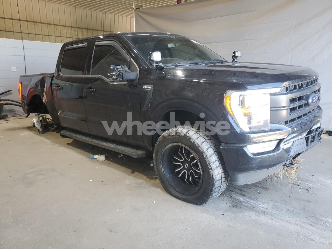 Photo 4 of 2021 FORD F150 SUPERCREW (VIN 1FTFW1E83MFB20410)