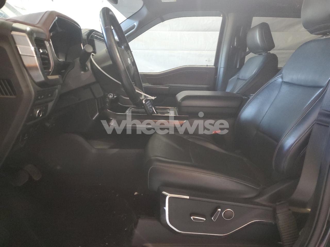 Photo 7 of 2021 FORD F150 SUPERCREW (VIN 1FTFW1E83MFB20410)