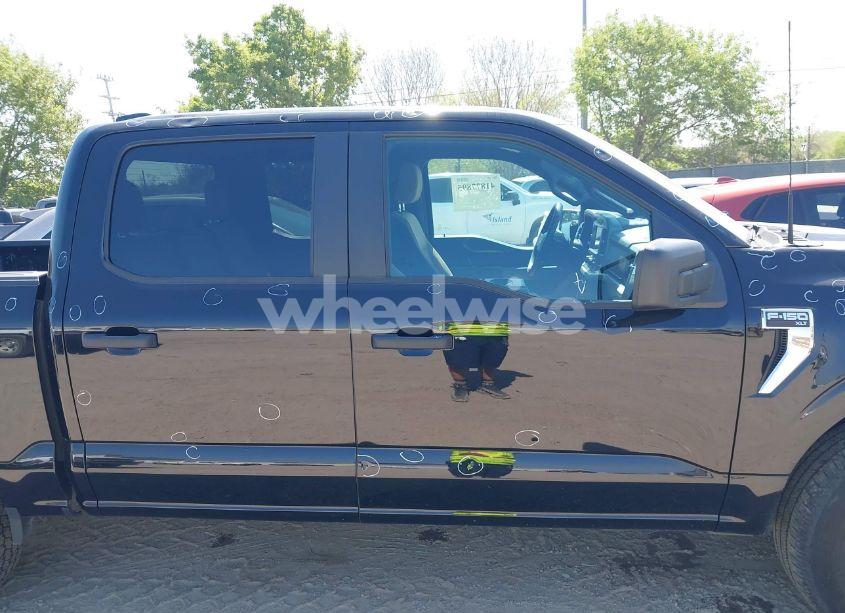 Photo 13 of 2023 Ford F-150 XLT (VIN 1FTFW1E83PFC52457)