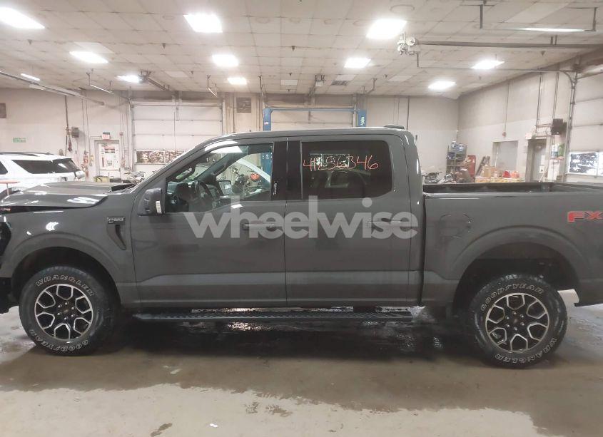 Photo 15 of 2021 Ford F-150 XLT (VIN 1FTFW1E84MFA53655)
