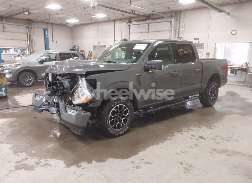 Photo 2 of 2021 Ford F-150 XLT (VIN 1FTFW1E84MFA53655)