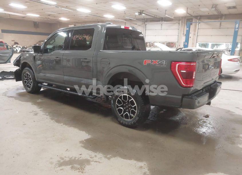 Photo 3 of 2021 Ford F-150 XLT (VIN 1FTFW1E84MFA53655)