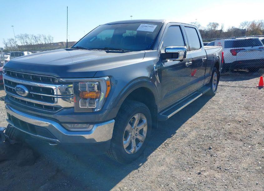 Photo 2 of 2022 Ford F-150 LARIAT (VIN 1FTFW1E84NFB63574)