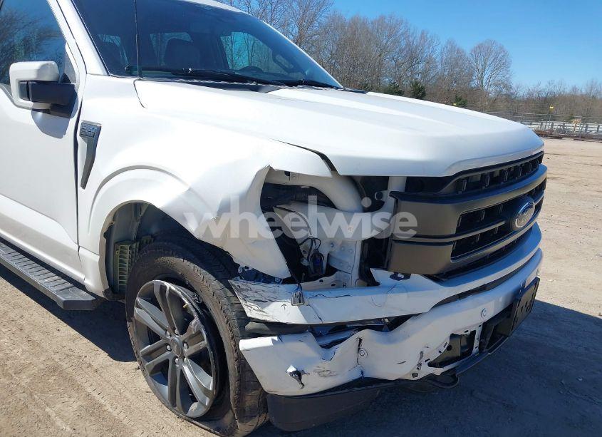 Photo 6 of 2023 Ford F-150 LARIAT (VIN 1FTFW1E84PFB71578)