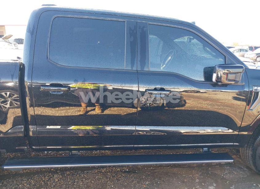 Photo 14 of 2021 Ford F-150 LARIAT (VIN 1FTFW1E85MFC17690)