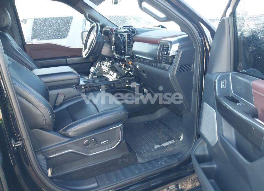 Photo 5 of 2021 Ford F-150 LARIAT (VIN 1FTFW1E85MFC17690)