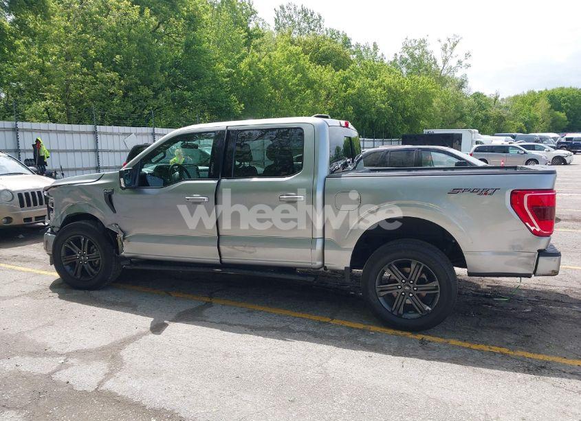 Photo 15 of 2021 Ford F-150 XLT (VIN 1FTFW1E85MFC25658)