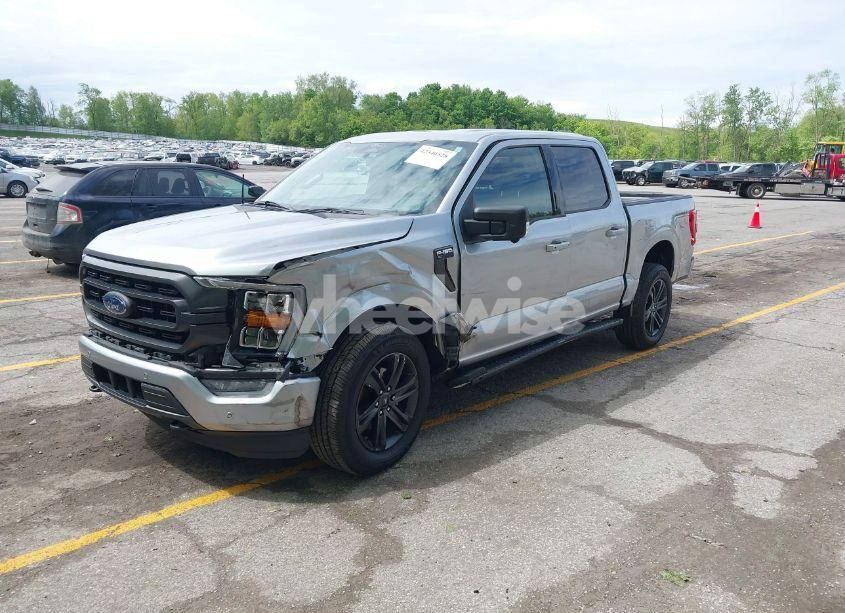 Photo 2 of 2021 Ford F-150 XLT (VIN 1FTFW1E85MFC25658)