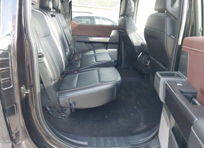 Photo 8 of 2021 Ford F-150 LARIAT (VIN 1FTFW1E85MKD76457)