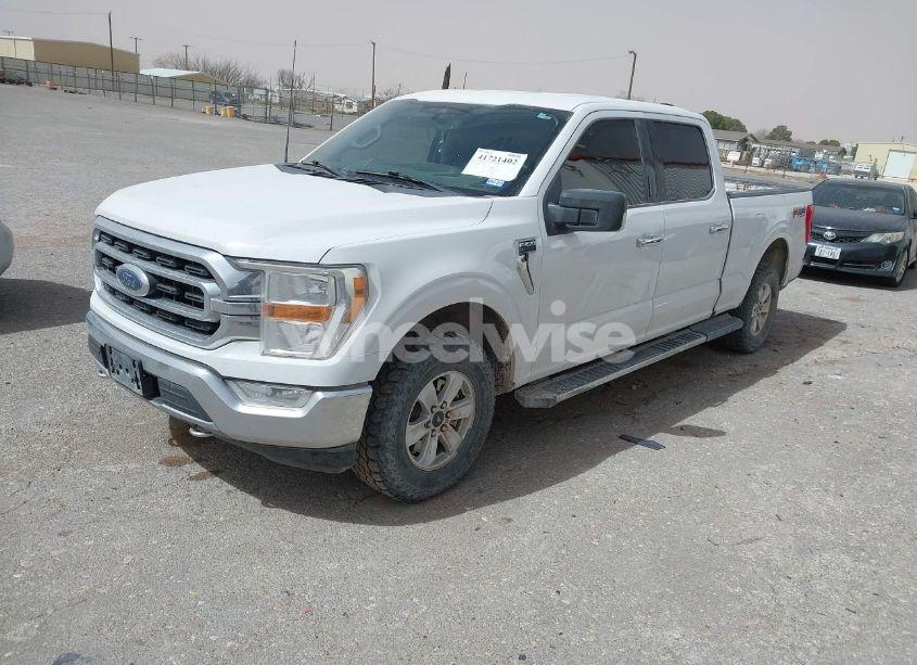 Photo 2 of 2021 Ford F-150 XLT (VIN 1FTFW1E86MFC64825)