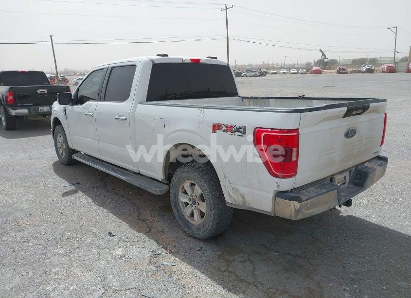 Photo 3 of 2021 Ford F-150 XLT (VIN 1FTFW1E86MFC64825)