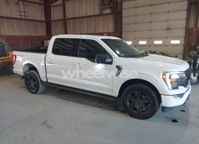 2022 Ford F-150 XLT (VIN 1FTFW1E86NKD71592) main photo