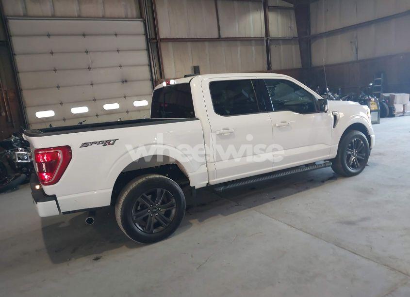 Photo 4 of 2022 Ford F-150 XLT (VIN 1FTFW1E86NKD71592)