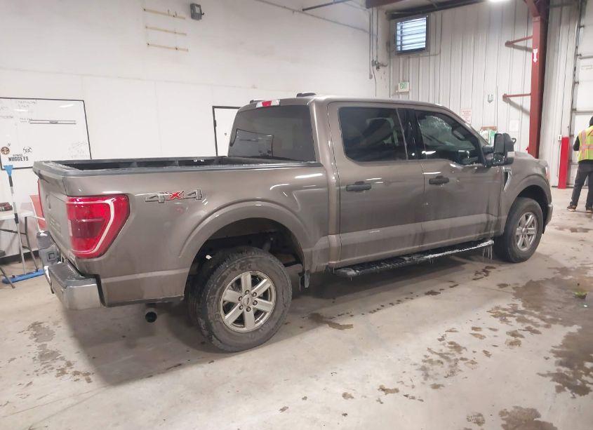 Photo 13 of 2022 Ford F-150 XLT (VIN 1FTFW1E86NKE10228)