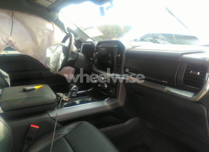 Photo 5 of 2023 Ford F-150 LARIAT (VIN 1FTFW1E86PFC04886)