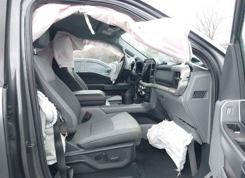 Photo 5 of 2023 Ford F-150 XLT (VIN 1FTFW1E86PKG09766)