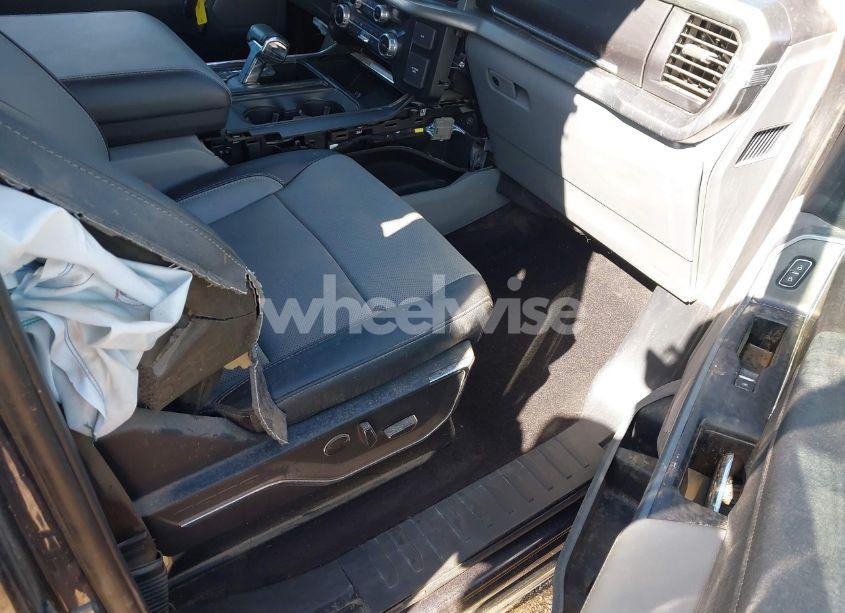 Photo 5 of 2022 Ford F-150 LARIAT (VIN 1FTFW1E87NFA90247)