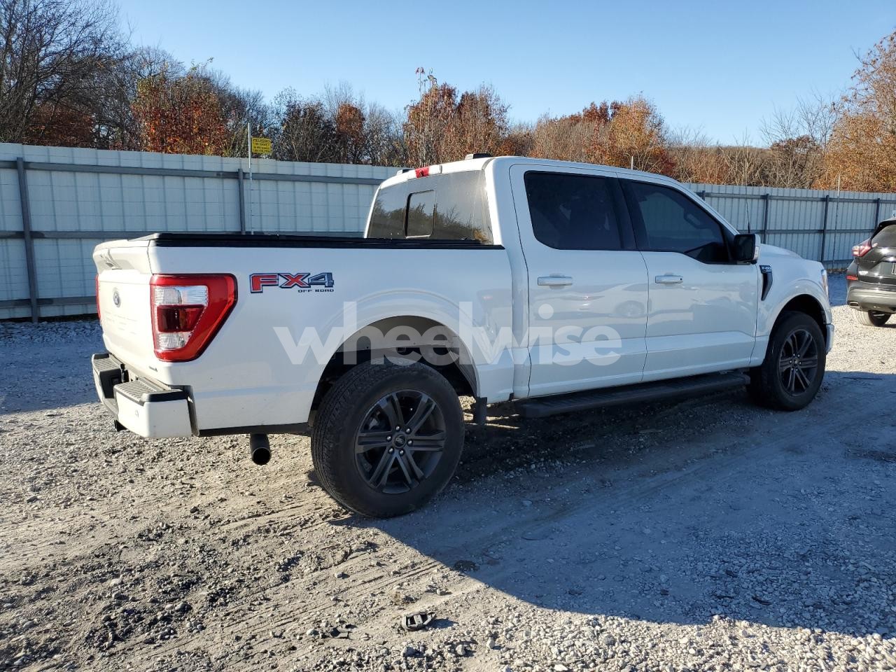 Photo 3 of 2022 FORD F150 SUPERCREW (VIN 1FTFW1E87NFB64668)