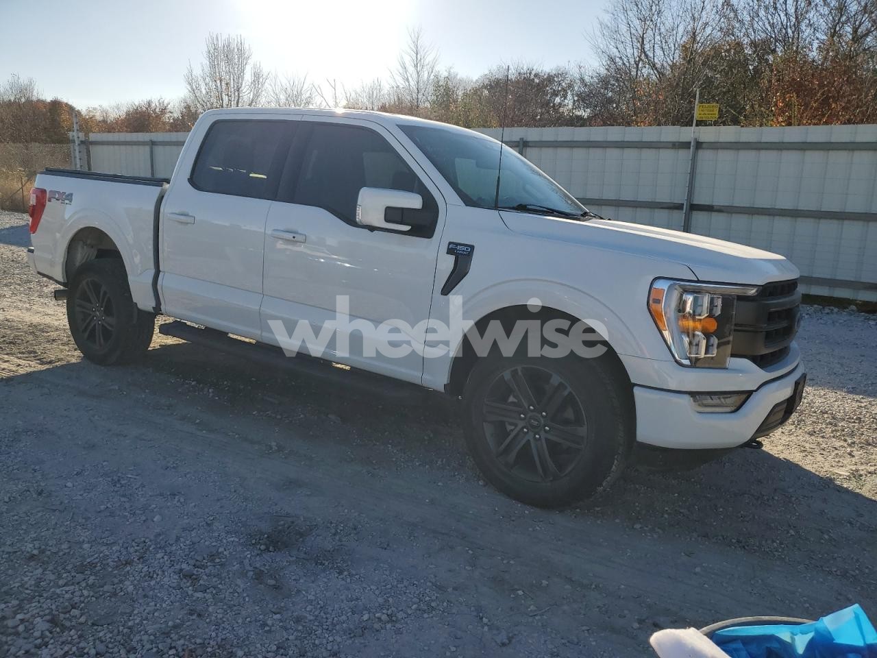 Photo 4 of 2022 FORD F150 SUPERCREW (VIN 1FTFW1E87NFB64668)