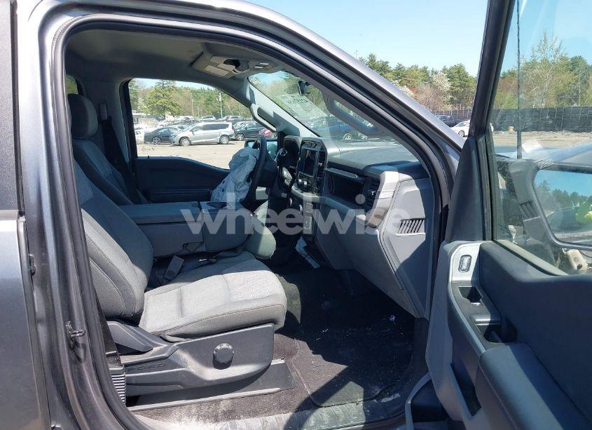 Photo 5 of 2022 Ford F-150 XLT (VIN 1FTFW1E87NFB86556)