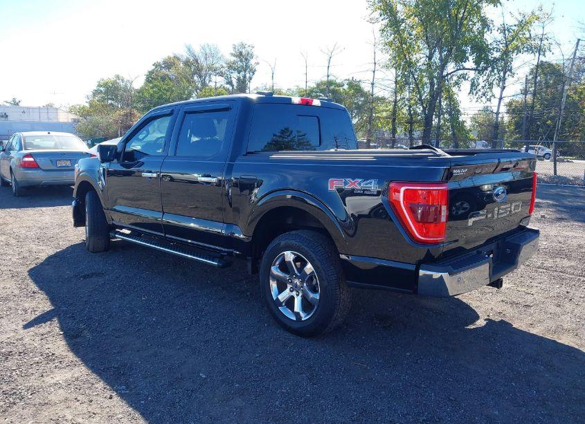 Photo 3 of 2022 Ford F-150 XLT (VIN 1FTFW1E87NKF13559)