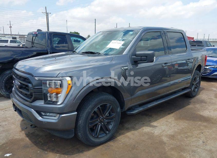 Photo 2 of 2021 Ford F-150 XLT (VIN 1FTFW1E88MFB78075)