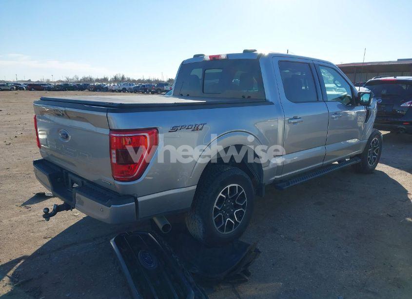Photo 4 of 2022 Ford F-150 XLT (VIN 1FTFW1E88NFA04136)