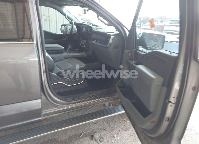 Photo 5 of 2022 Ford F-150 LARIAT (VIN 1FTFW1E88NFB62864)