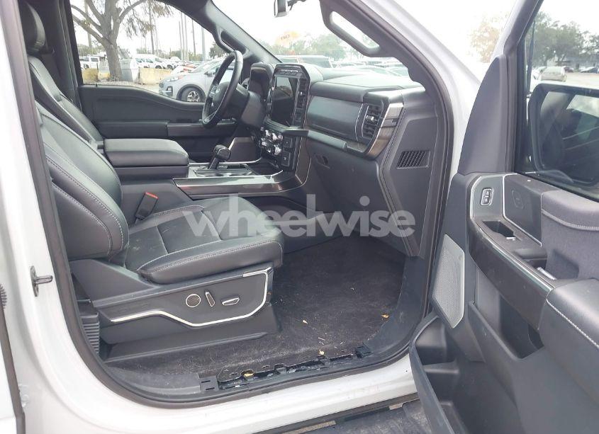 Photo 5 of 2023 Ford F-150 LARIAT (VIN 1FTFW1E88PFA50021)