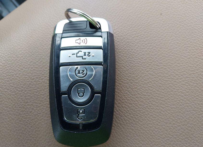 Photo 11 of 2023 Ford F-150 LARIAT (VIN 1FTFW1E88PFA60371)