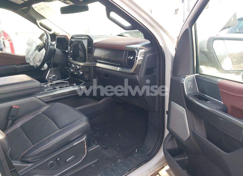 Photo 5 of 2023 Ford F-150 LARIAT (VIN 1FTFW1E88PKF40191)