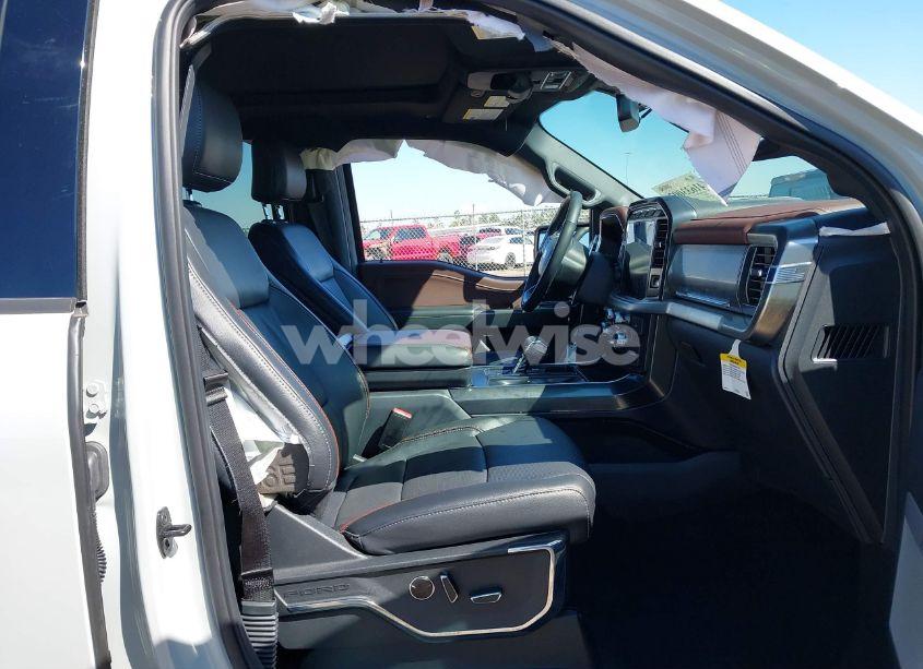 Photo 5 of 2023 Ford F-150 LARIAT (VIN 1FTFW1E89PKF90551)