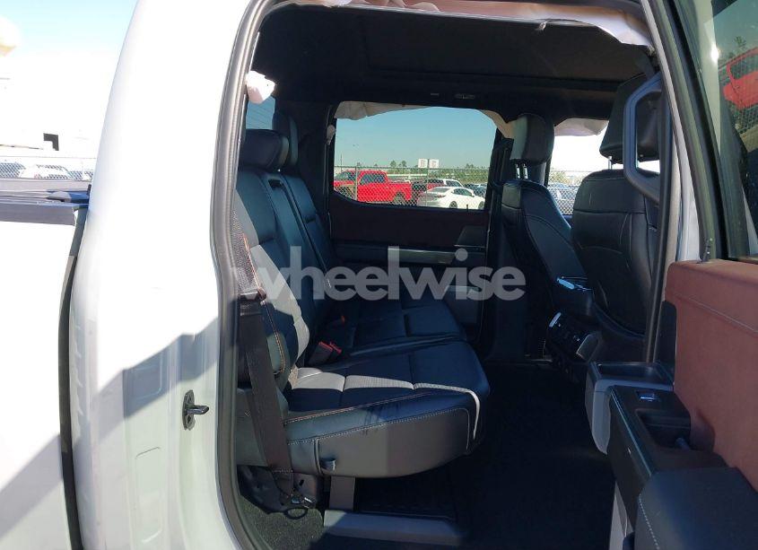 Photo 8 of 2023 Ford F-150 LARIAT (VIN 1FTFW1E89PKF90551)