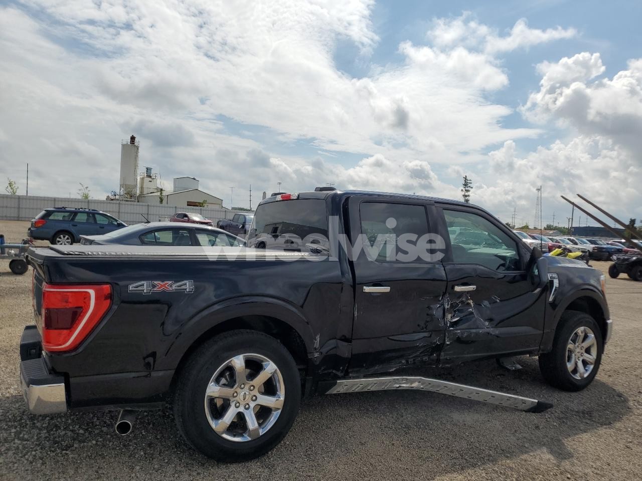 Photo 3 of 2023 FORD F150 SUPERCREW (VIN 1FTFW1E8XPKE48175)
