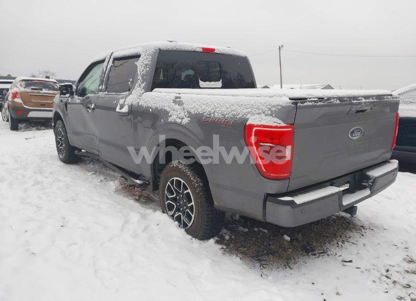 Photo 3 of 2022 Ford F-150 XLT (VIN 1FTFW1ED1NFA65454)
