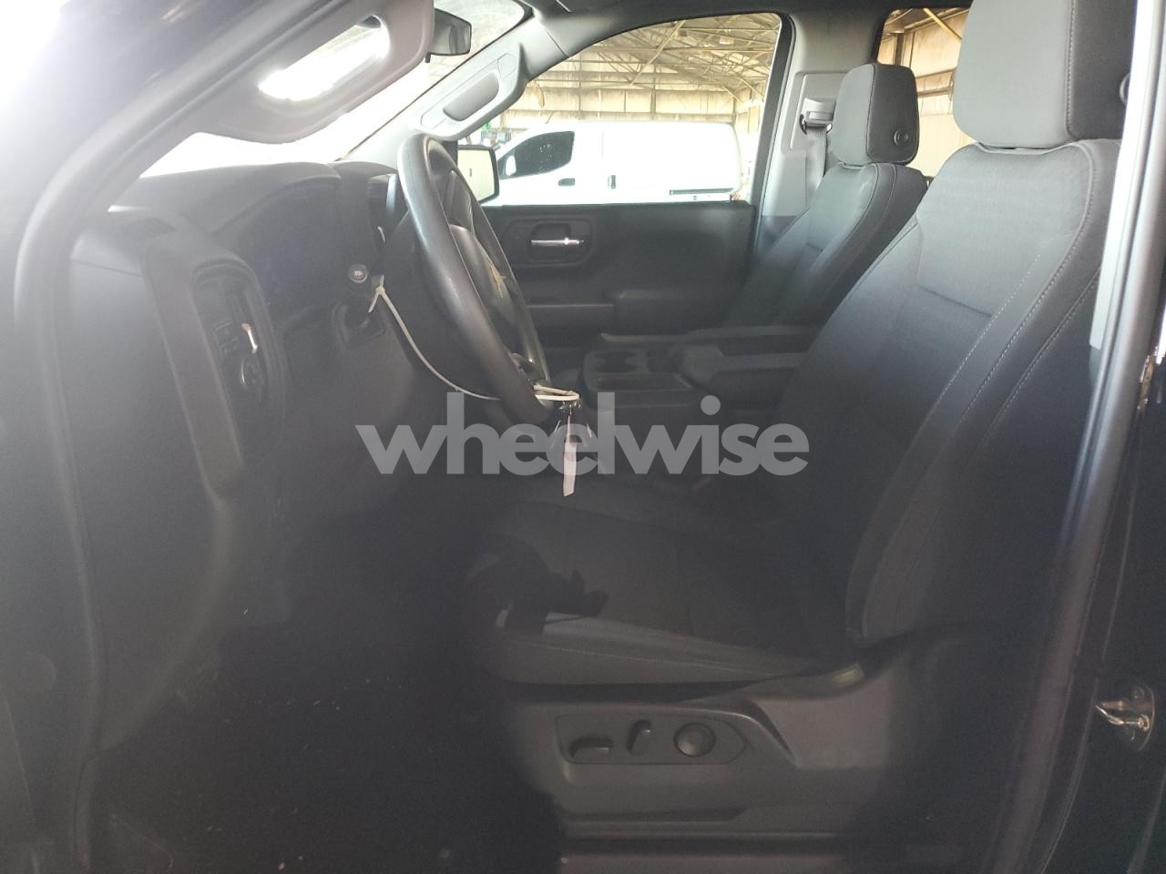 Photo 7 of 2022 CHEVROLET SILVERADO C1500 CUSTOM (VIN 1FTFW1ED2NFB84162)