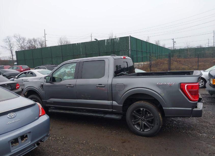 Photo 14 of 2021 Ford F-150 XLT (VIN 1FTFW1ED4MFC16477)