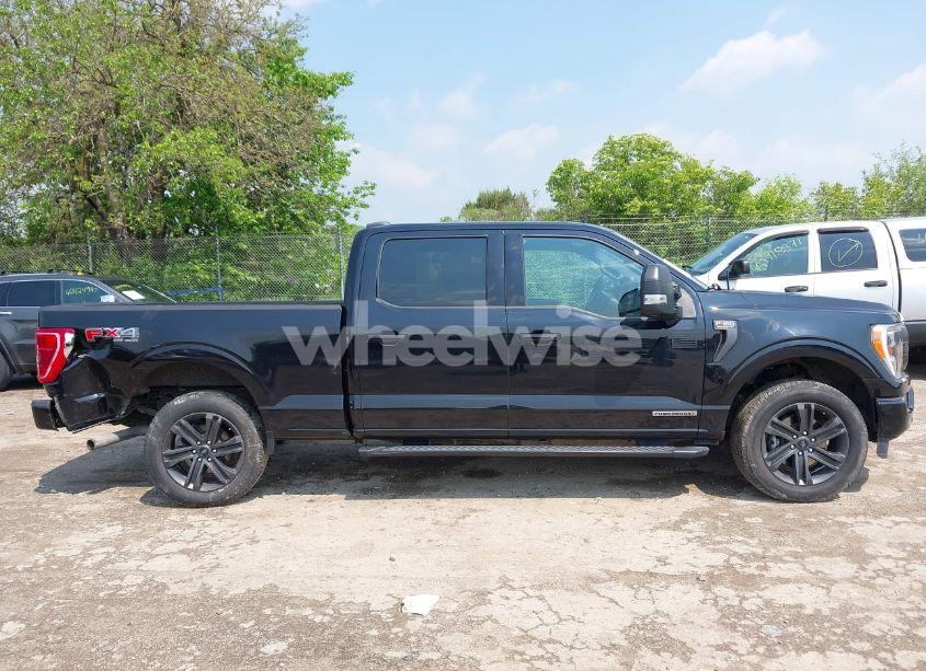 Photo 13 of 2021 Ford F-150 XLT (VIN 1FTFW1ED4MFD00170)