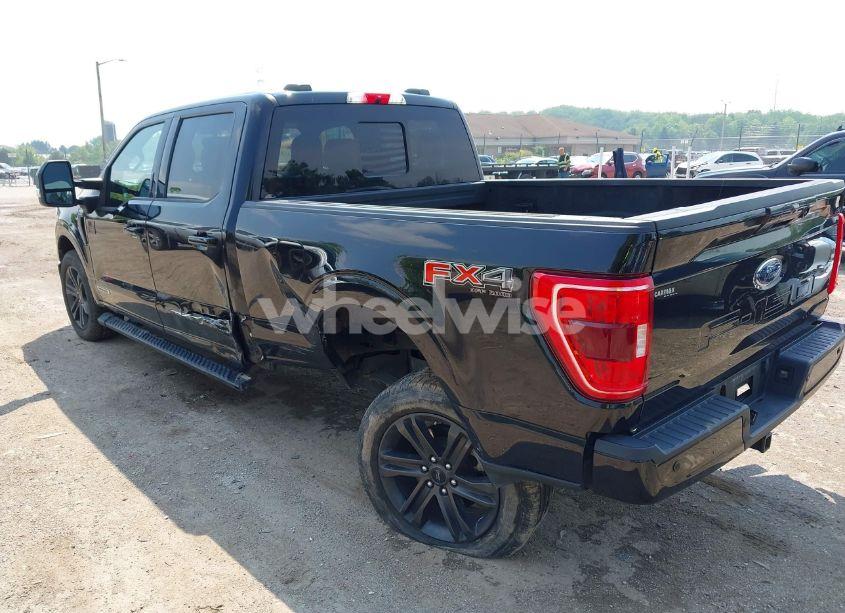 Photo 3 of 2021 Ford F-150 XLT (VIN 1FTFW1ED4MFD00170)