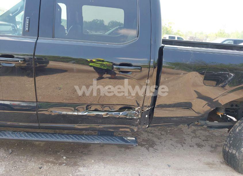 Photo 6 of 2021 Ford F-150 XLT (VIN 1FTFW1ED4MFD00170)