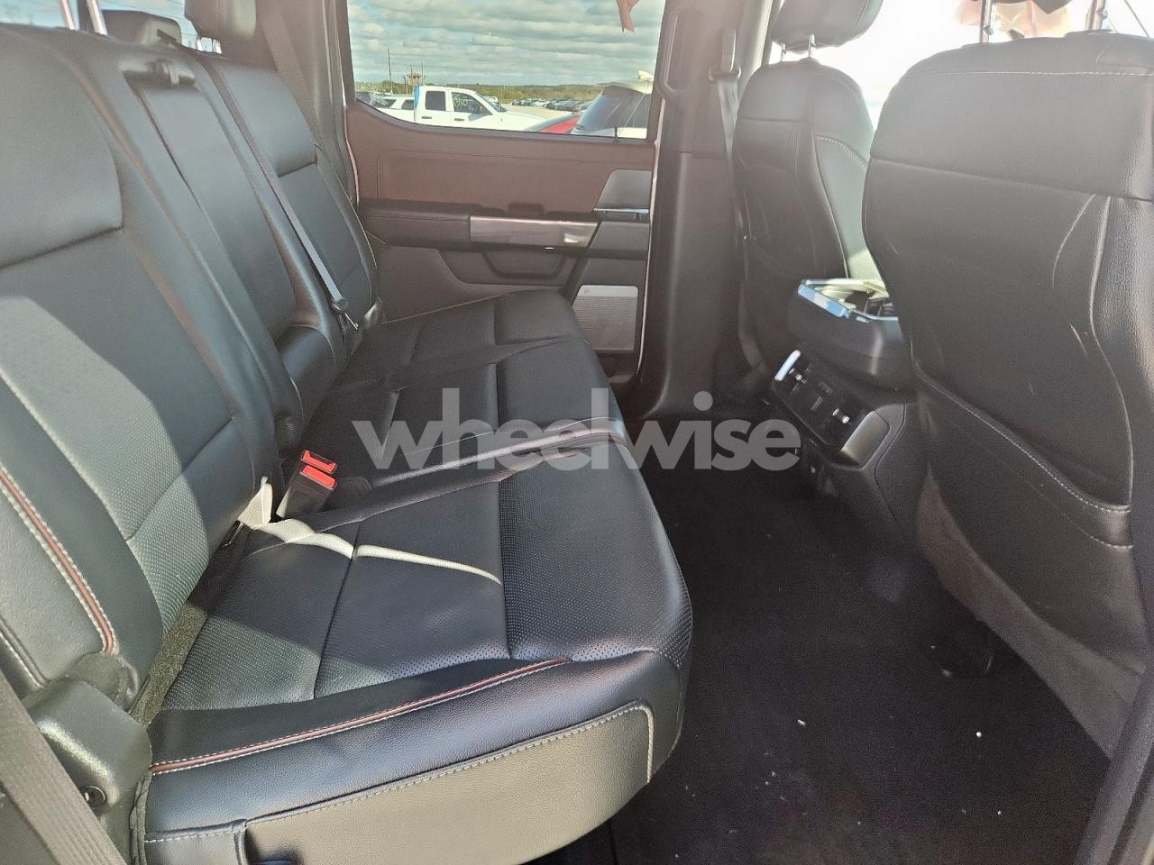 Photo 10 of 2023 FORD F150 SUPERCREW (VIN 1FTFW1ED4PFB40425)
